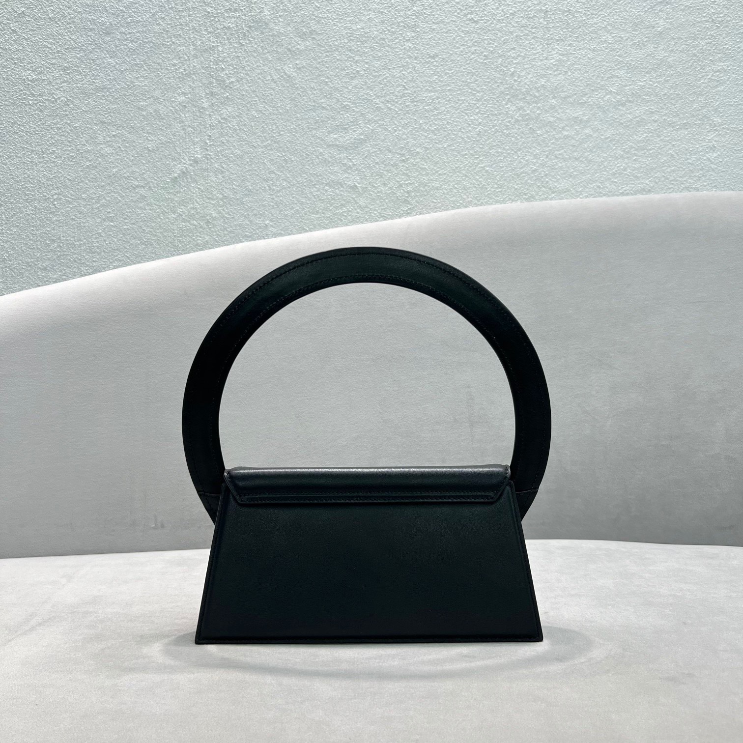 bagsaaa Ja*qvemvs le sac rond cirlce bag black -26 x 12.5 cm